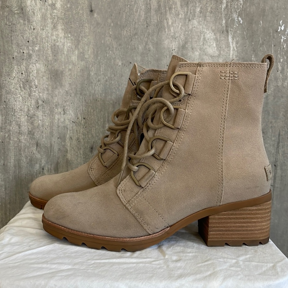 Sorel tan desert combat boot 8.5